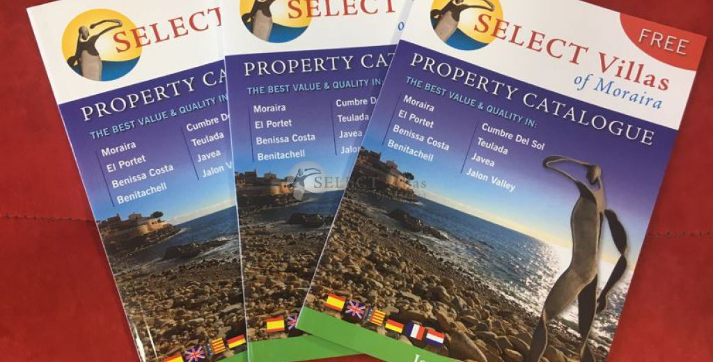 ¡Ya tenemos en nuestras manos los nuevos folletos! Acércate y llévate GRATIS tu guía inmobiliaria de la Costa Blanca